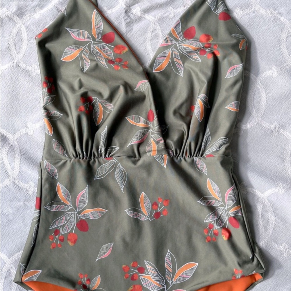 Juan de Dios Leaf Print Swimsuit